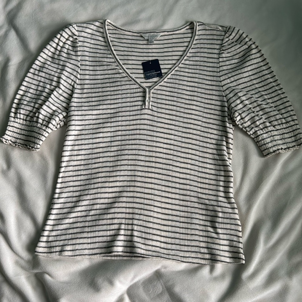 Women’s Lucky Shirt New with Tags Size Small